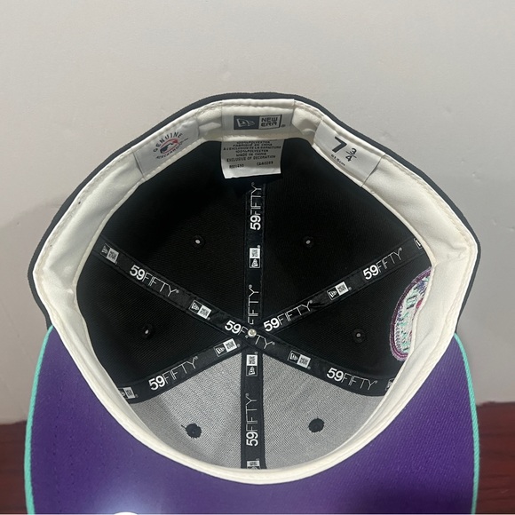 New Era, 59Fifty Fitted Hat, New York Mets, Black, Purple & Green - Picture 9 of 11